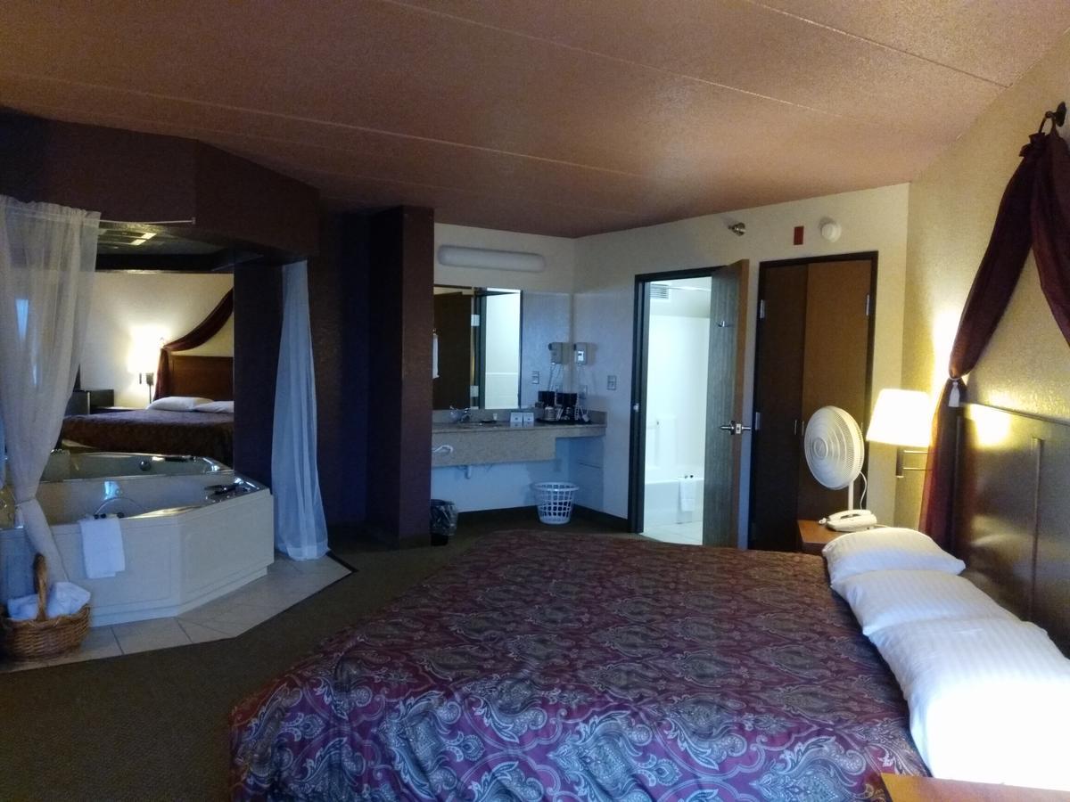 Madelia Hotel & Suites ภายนอก รูปภาพ